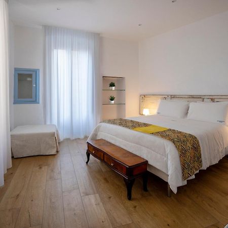 Vischi Apartment Trani By Le Marinelle Loc Turistica Bagian luar foto