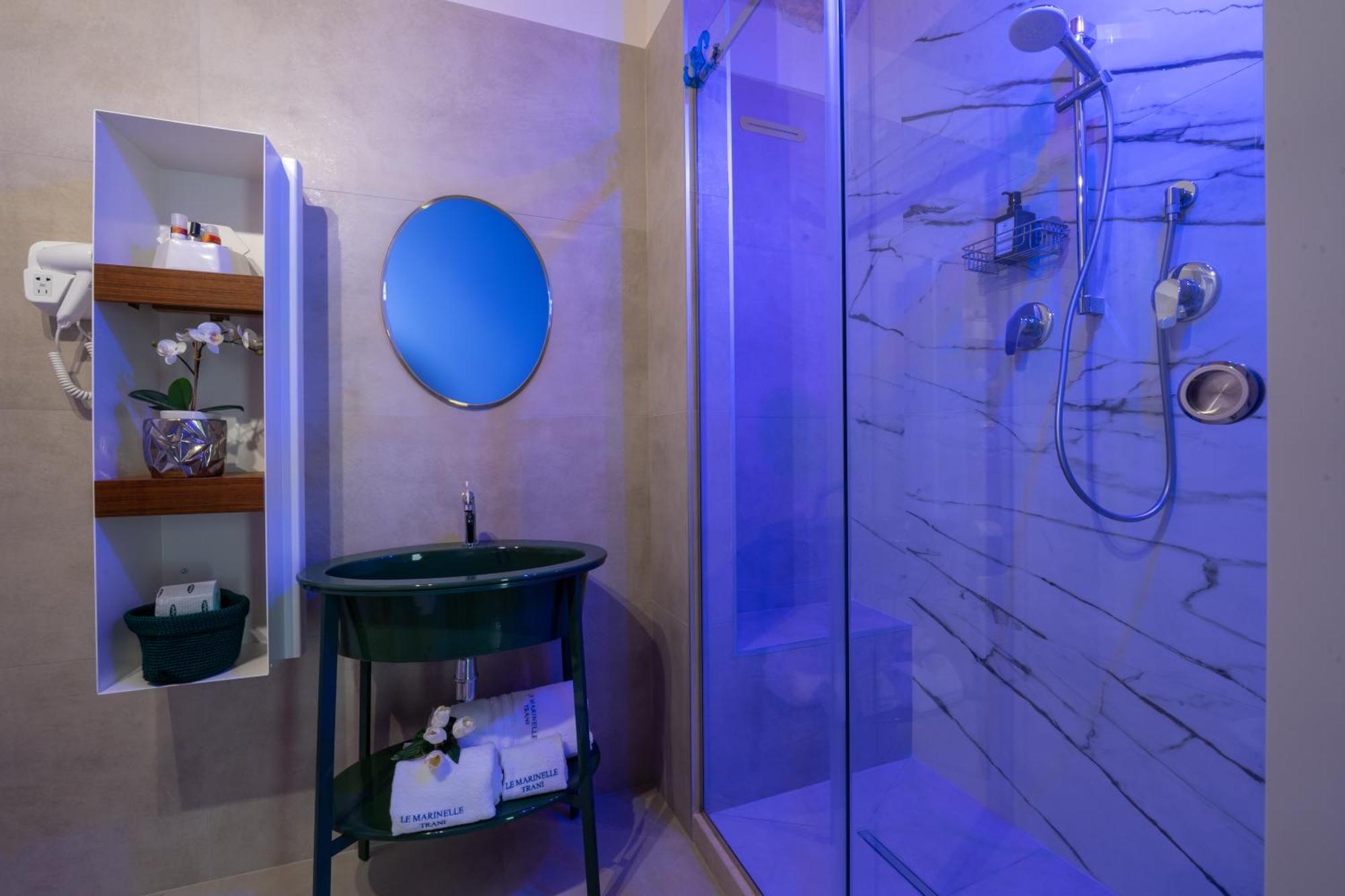 Vischi Apartment Trani By Le Marinelle Loc Turistica Bagian luar foto