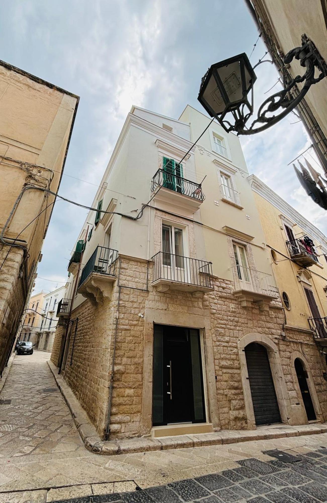Vischi Apartment Trani By Le Marinelle Loc Turistica Bagian luar foto