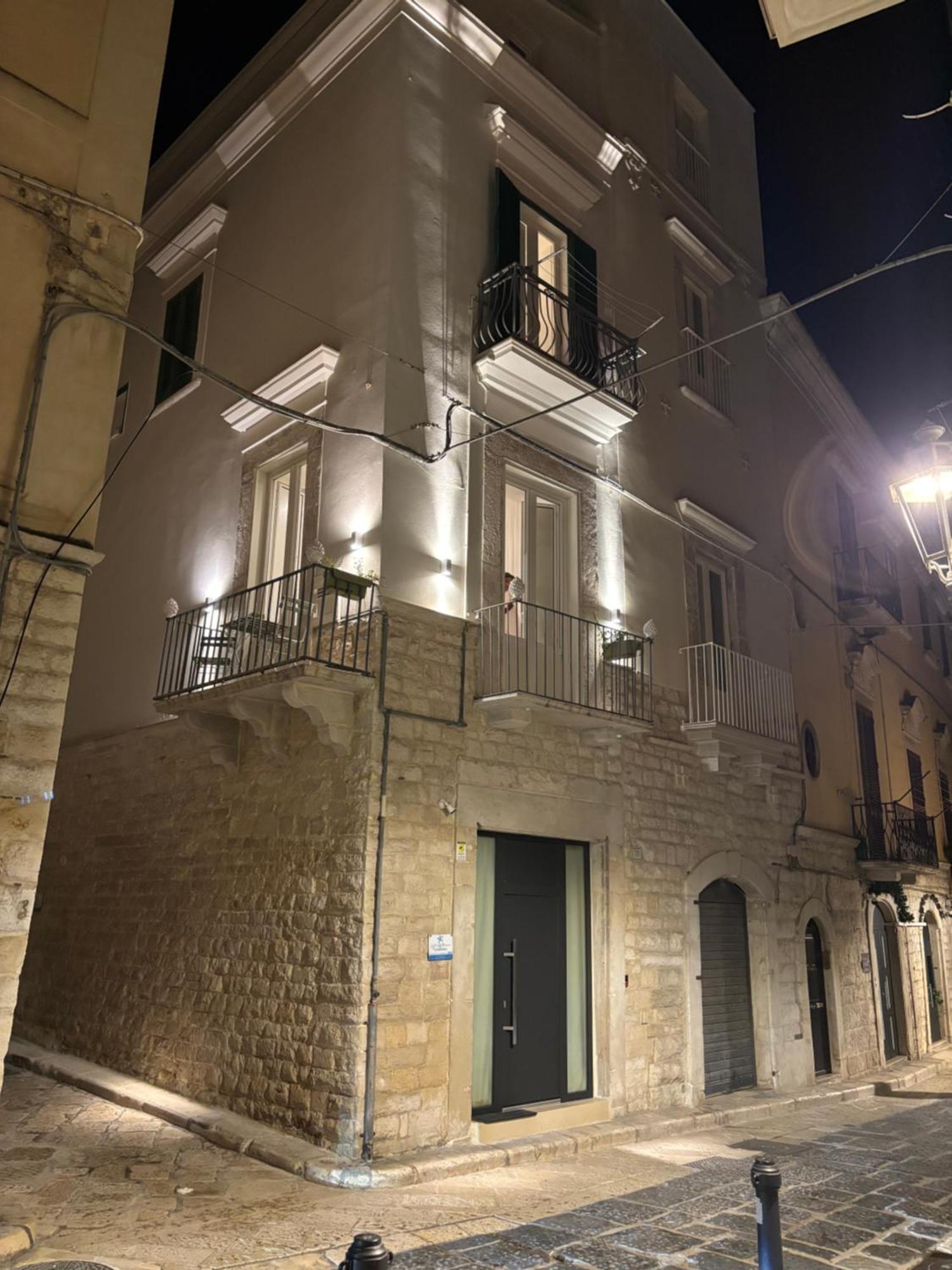 Vischi Apartment Trani By Le Marinelle Loc Turistica Bagian luar foto